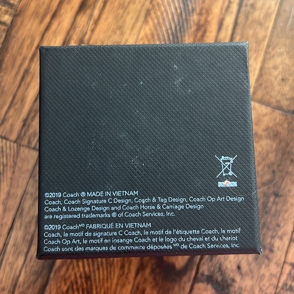 NWT Coach Watch Perry LOVE in multicolor bubble letters Rtl 125 - Picture 9 of 10